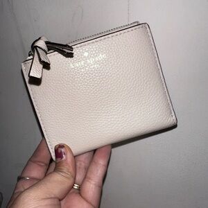 Kate Spade Light Beige Wallet